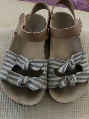 Old Navy Girls Striped Bow Sandals in Blue and Tan